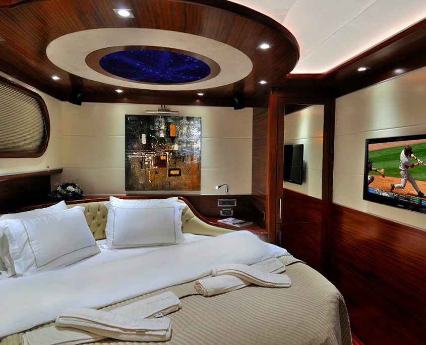 DOLCE MARE Double Cabin DOLCE MARE Double Cabin