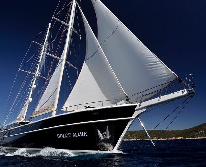 DOLCE MARE Sailing DOLCE MARE Sailing