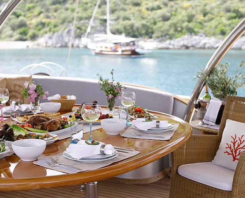 SILVERMOON Table decoration (2) SILVERMOON Table decoration (2)