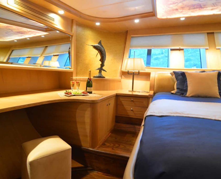 BLUE HEAVEN Aft Master cabin BLUE HEAVEN Aft Master cabin