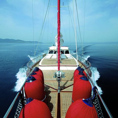 SERENITY 86 - Cruising