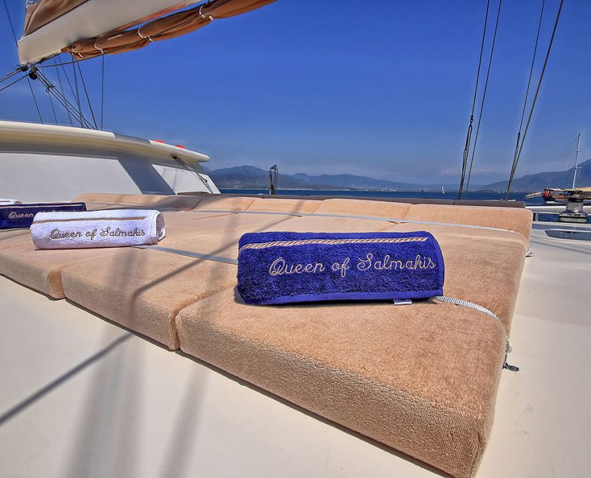 QUEEN OF SALMAKIS QUEEN OF SALMAKIS