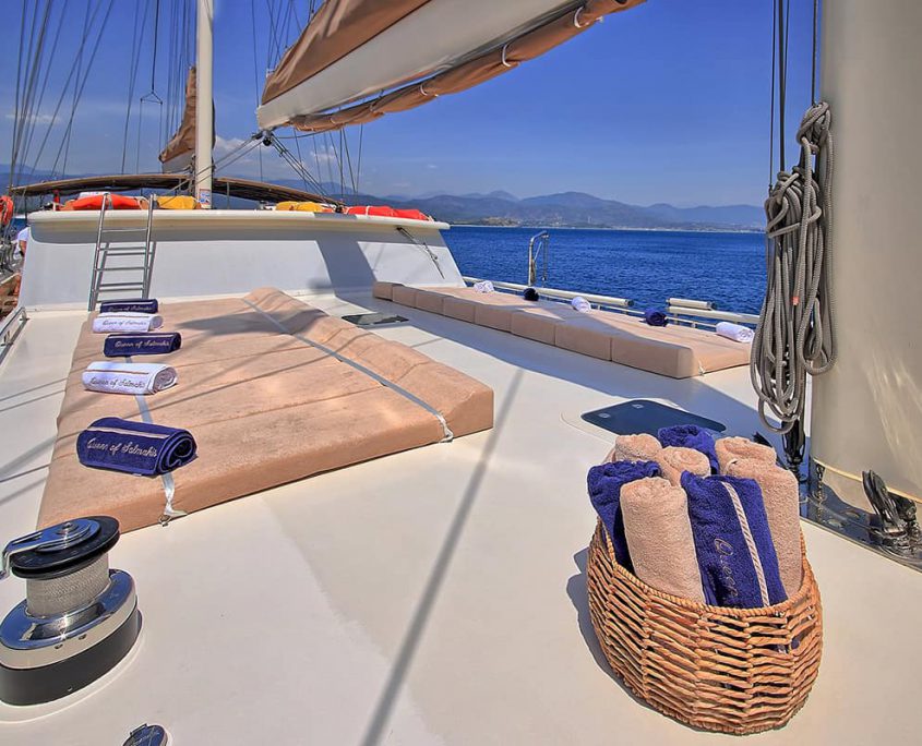 QUEEN OF SALMAKIS QUEEN OF SALMAKIS